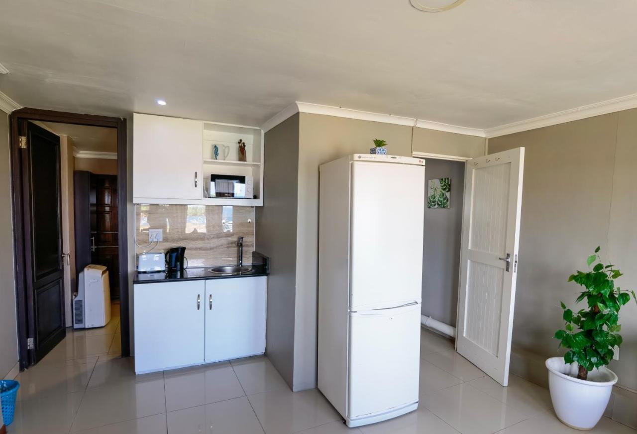 Ballito Backpackers Exterior photo